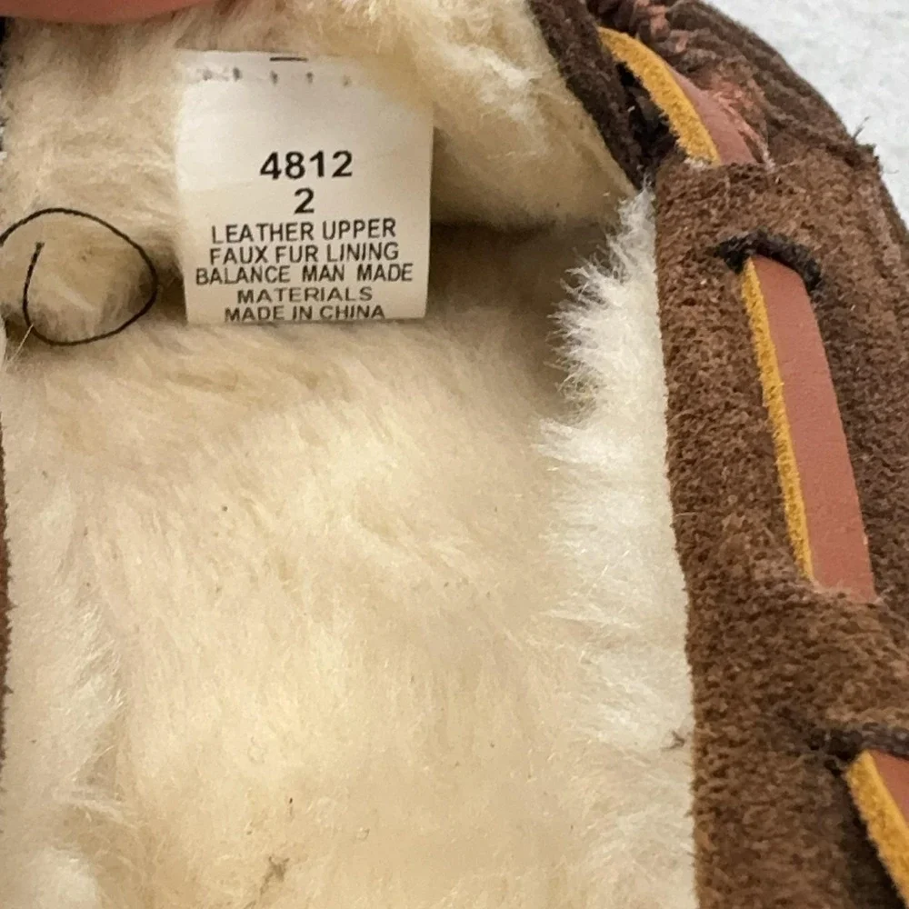 Minnetonka Slippers Kids Size 2 Brown Suede Faux Fur Lined Moccasins 4812